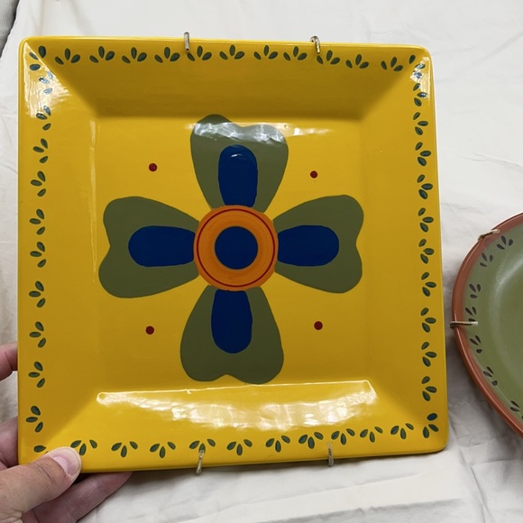 BajaCollection Round & Square Floral Plate Set - Picture 12 of 12